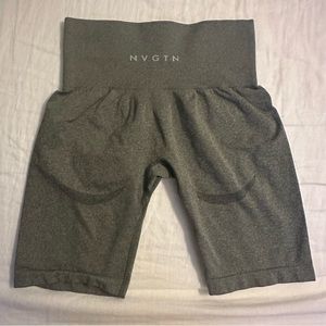 NVGTN green/grey contour shorts